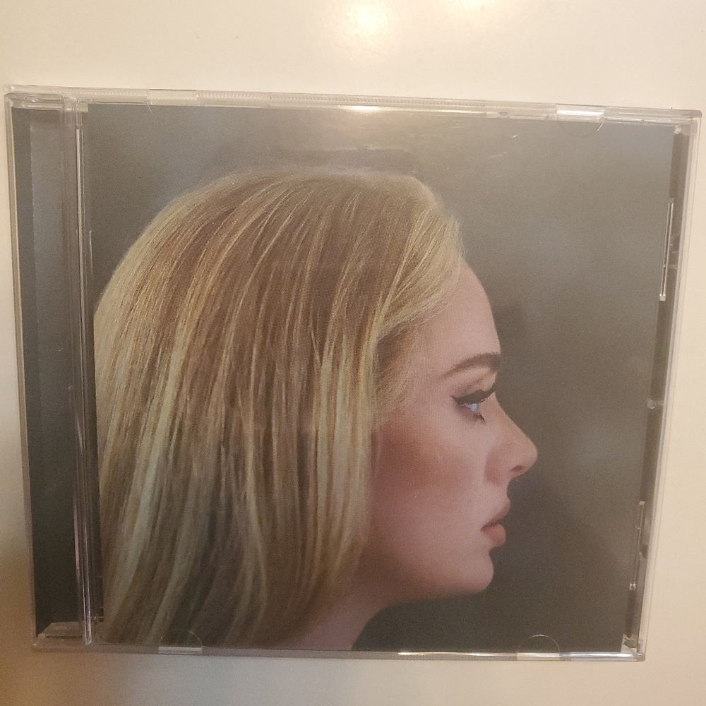 Adele 30 CD - Only used once